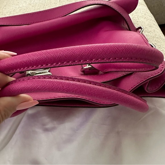 Michael Kors Hamilton Large Saffiano Leather Raspberry Tote, EUC - Picture 12 of 12